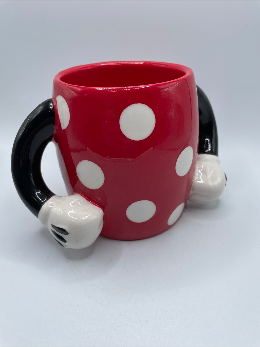 Disney Minnie Mouse "Hands On Hips" Galerie Mug 16 oz.